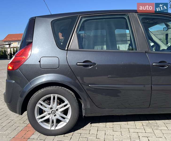 Минивэн Renault Scenic 2007 в Золочеве