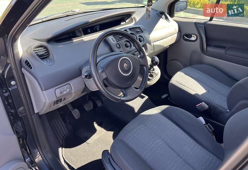 Минивэн Renault Scenic 2007 в Золочеве