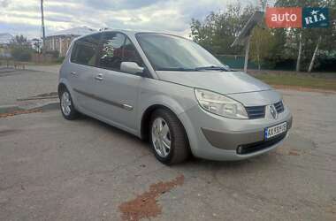 Минивэн Renault Scenic 2004 в 