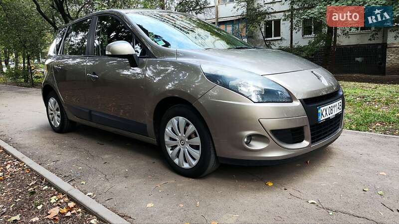 Renault Scenic 2010