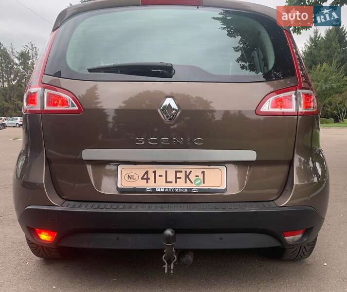 Минивэн Renault Scenic 2010 в Ровно