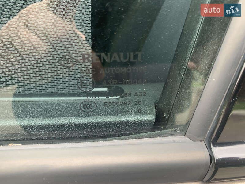 Минивэн Renault Scenic 2010 в Ровно