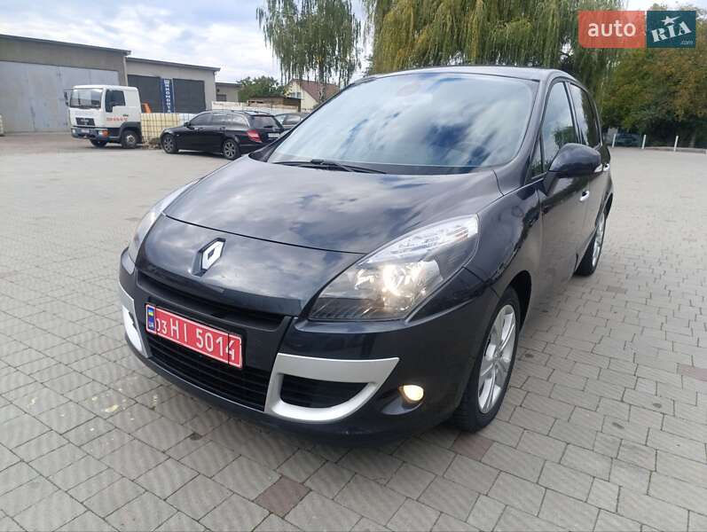 Минивэн Renault Scenic 2009 в Владимире