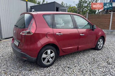 Минивэн Renault Scenic 2009 в 