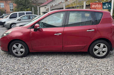 Минивэн Renault Scenic 2009 в 