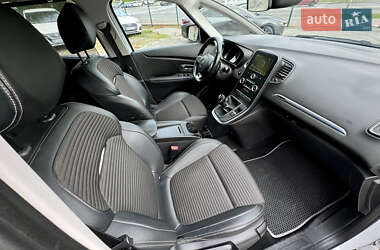 Минивэн Renault Scenic 2017 в 