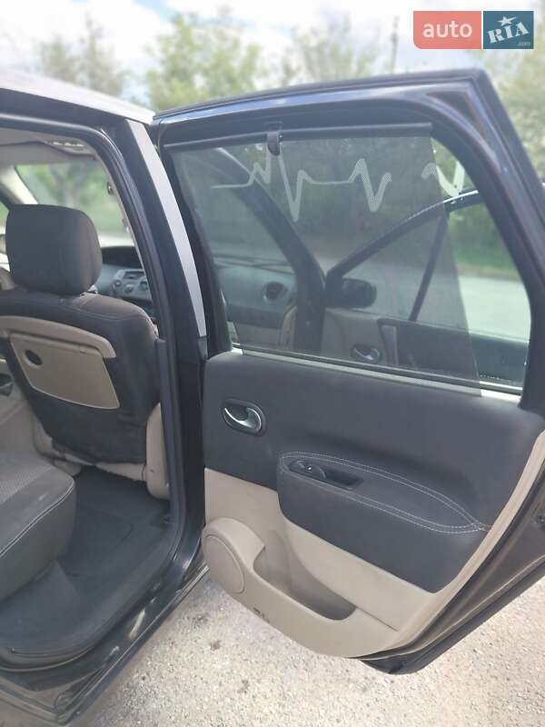 Минивэн Renault Scenic 2007 в Сквире