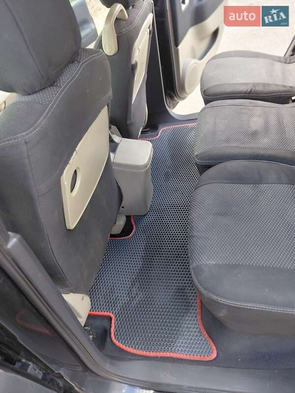 Минивэн Renault Scenic 2007 в Сквире