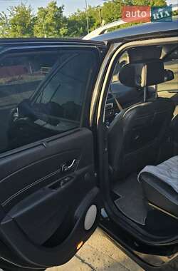 Минивэн Renault Scenic 2015 в 