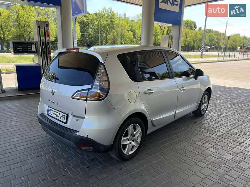 Минивэн Renault Scenic 2014 в Николаеве