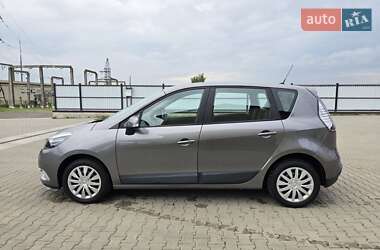 Минивэн Renault Scenic 2012 в 