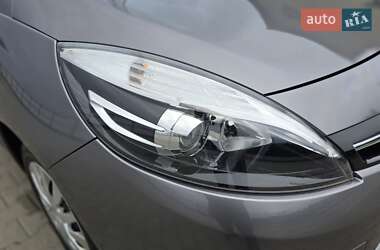 Минивэн Renault Scenic 2012 в 