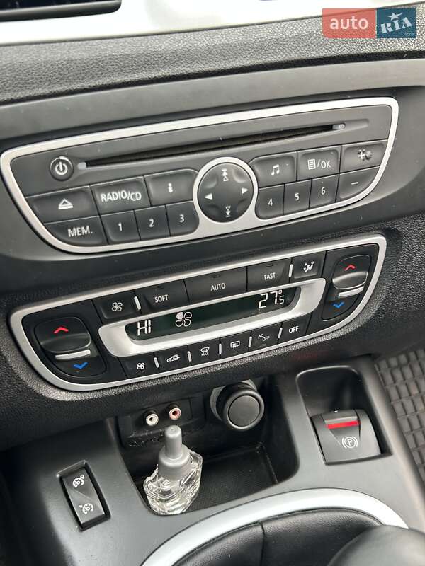 Минивэн Renault Scenic 2009 в Сумах