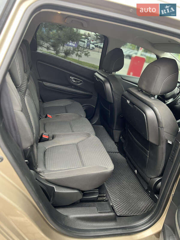 Минивэн Renault Scenic 2017 в Виннице
