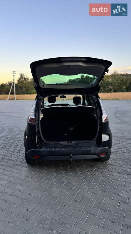 Минивэн Renault Scenic 2013 в Черновцах
