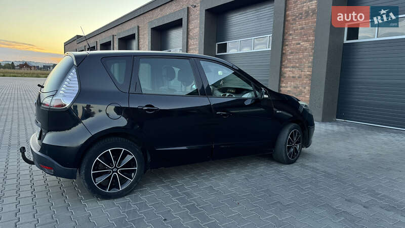 Минивэн Renault Scenic 2013 в Черновцах