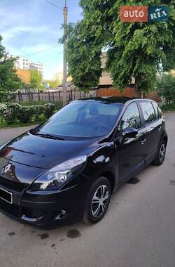 Минивэн Renault Scenic 2009 в Ровно