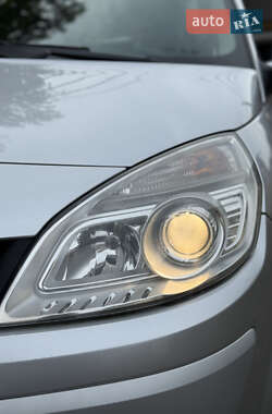Минивэн Renault Scenic 2007 в 