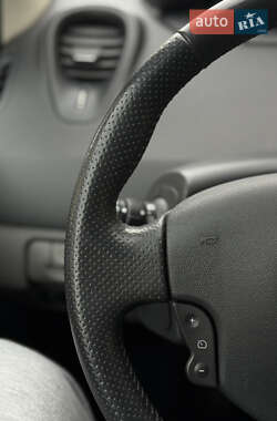 Минивэн Renault Scenic 2007 в 