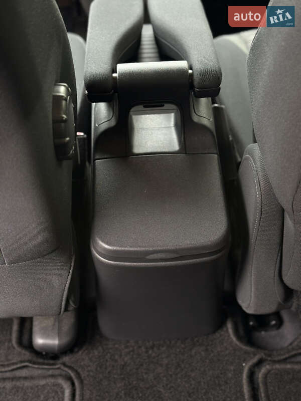 Минивэн Renault Scenic 2007 в Чернигове