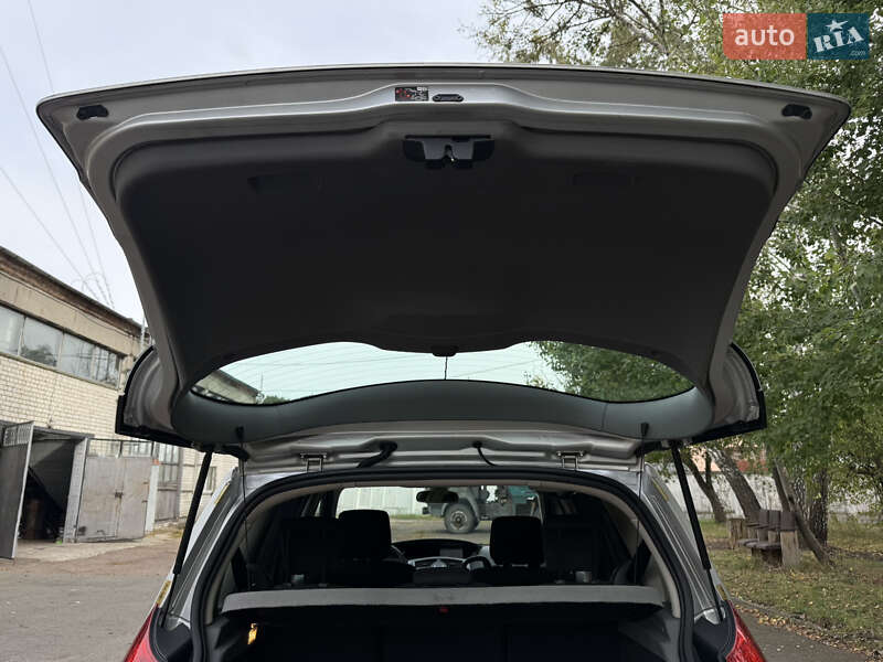 Минивэн Renault Scenic 2007 в Чернигове