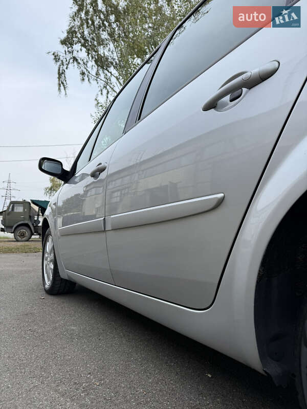 Минивэн Renault Scenic 2007 в Чернигове
