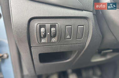 Минивэн Renault Scenic 2010 в 