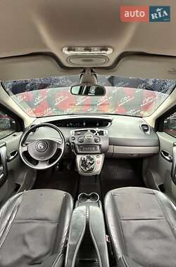 Минивэн Renault Scenic 2006 в 