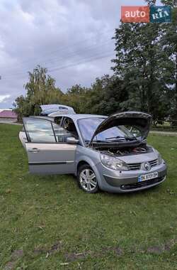 Минивэн Renault Scenic 2005 в 