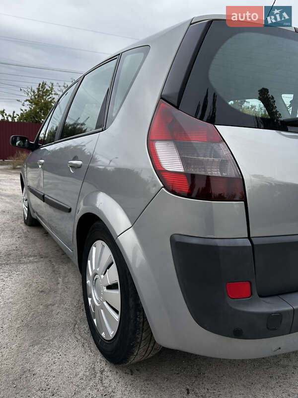 Минивэн Renault Scenic 2003 в Никополе