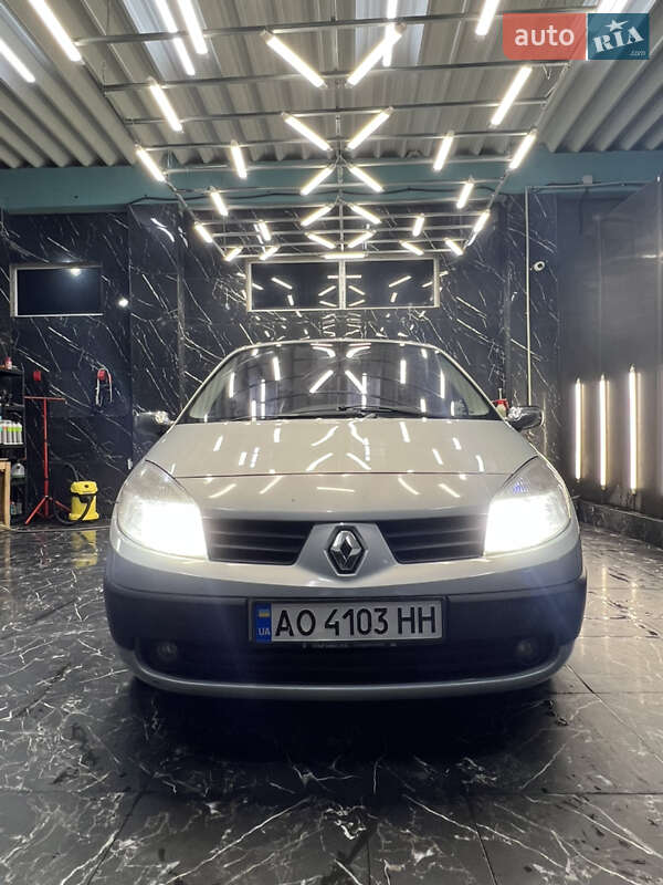Минивэн Renault Scenic 2003 в Львове