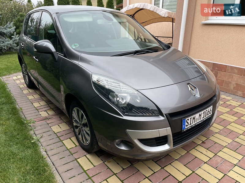Минивэн Renault Scenic 2011 в Виннице