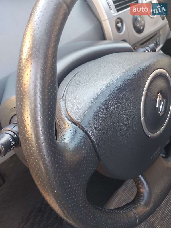 Минивэн Renault Scenic 2007 в Марганце