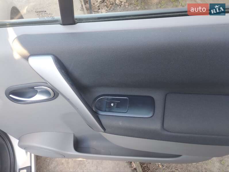 Минивэн Renault Scenic 2007 в Марганце