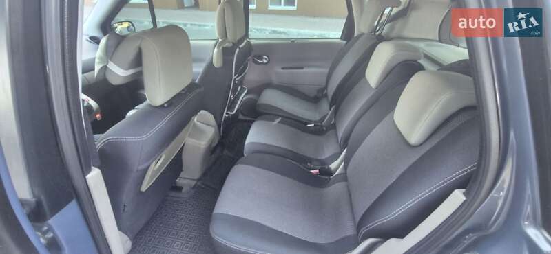 Минивэн Renault Scenic 2006 в Софиевской Борщаговке