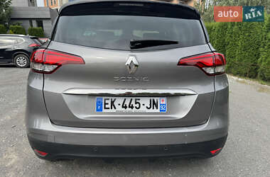 Минивэн Renault Scenic 2016 в 