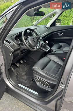 Минивэн Renault Scenic 2016 в 