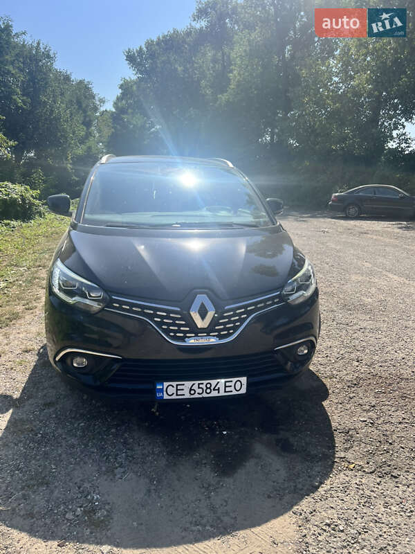 Минивэн Renault Scenic 2017 в 