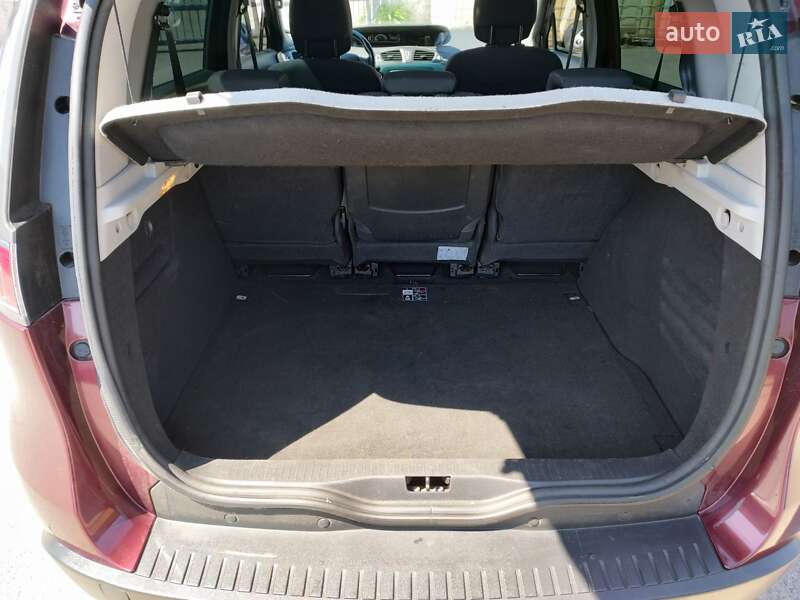 Минивэн Renault Scenic 2015 в Черкассах
