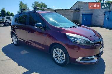 Минивэн Renault Scenic 2015 в 