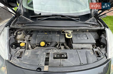 Минивэн Renault Scenic 2011 в 