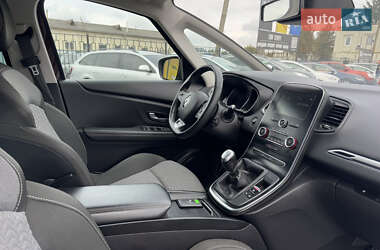 Минивэн Renault Scenic 2021 в 