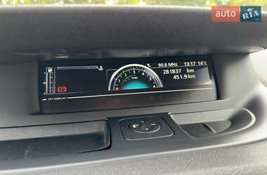 Минивэн Renault Scenic 2012 в 