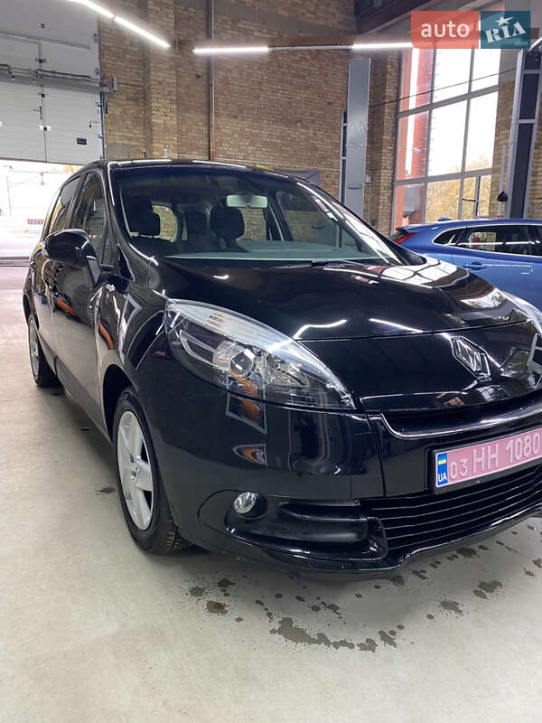 Renault Scenic 2012