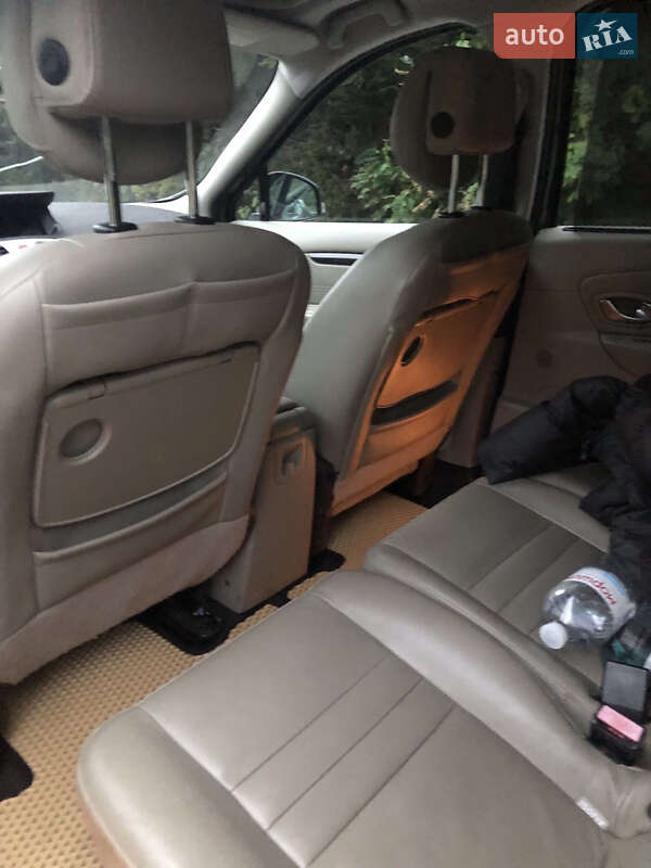 Минивэн Renault Scenic 2010 в Костополе