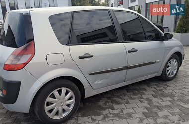 Минивэн Renault Scenic 2004 в 