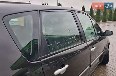 Минивэн Renault Scenic 2008 в 