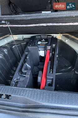 Минивэн Renault Scenic 2012 в 