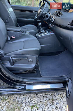 Минивэн Renault Scenic 2012 в 