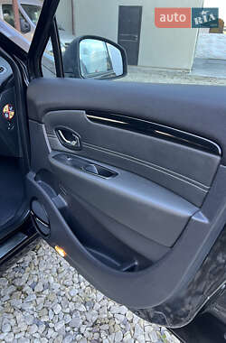 Минивэн Renault Scenic 2012 в 